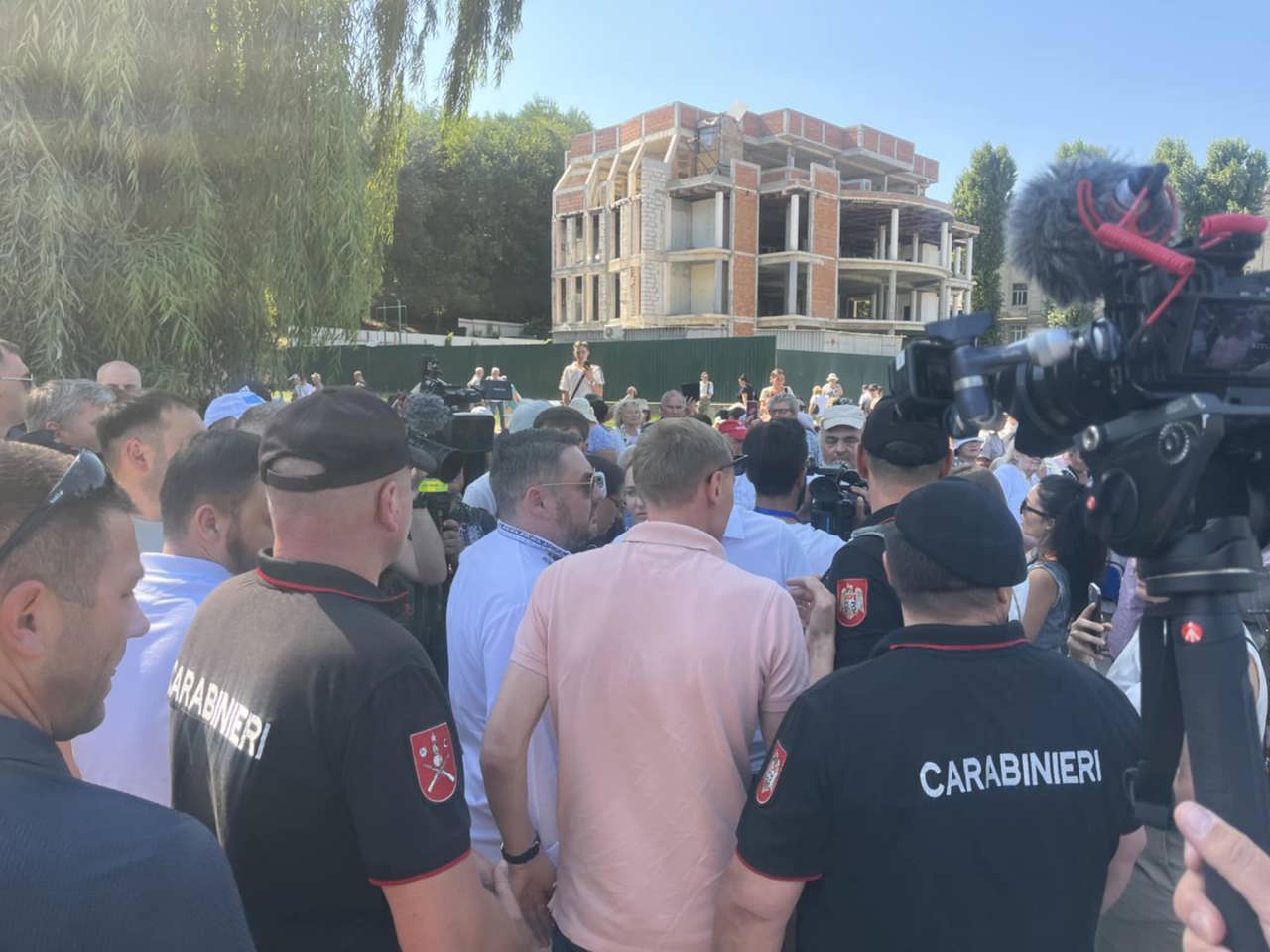 Poliția reamintește că participarea la proteste plătite este ilegală și se sancționează cu amenzi de până la 7.500 de lei pe zi