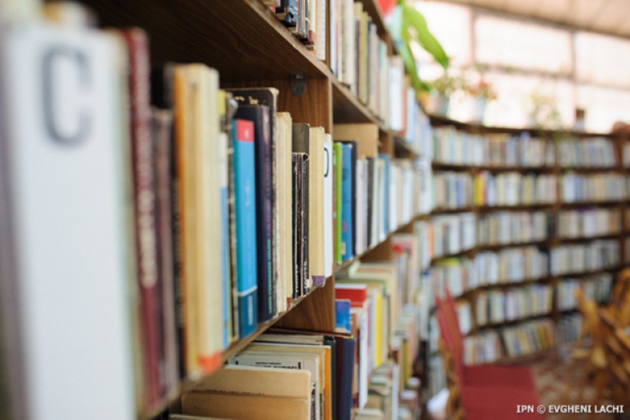 Books & E-Readers: Moldova upgrades libraries for diverse readers