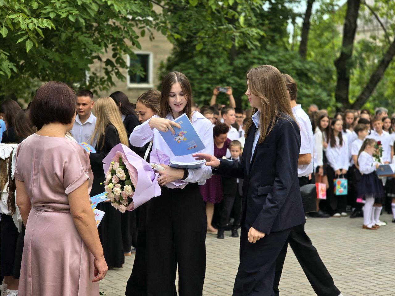  Crește numărul elevilor în școlile cu predare în română din regiunea transnistreană. Părinții aleg un viitor mai bun pentru copii 