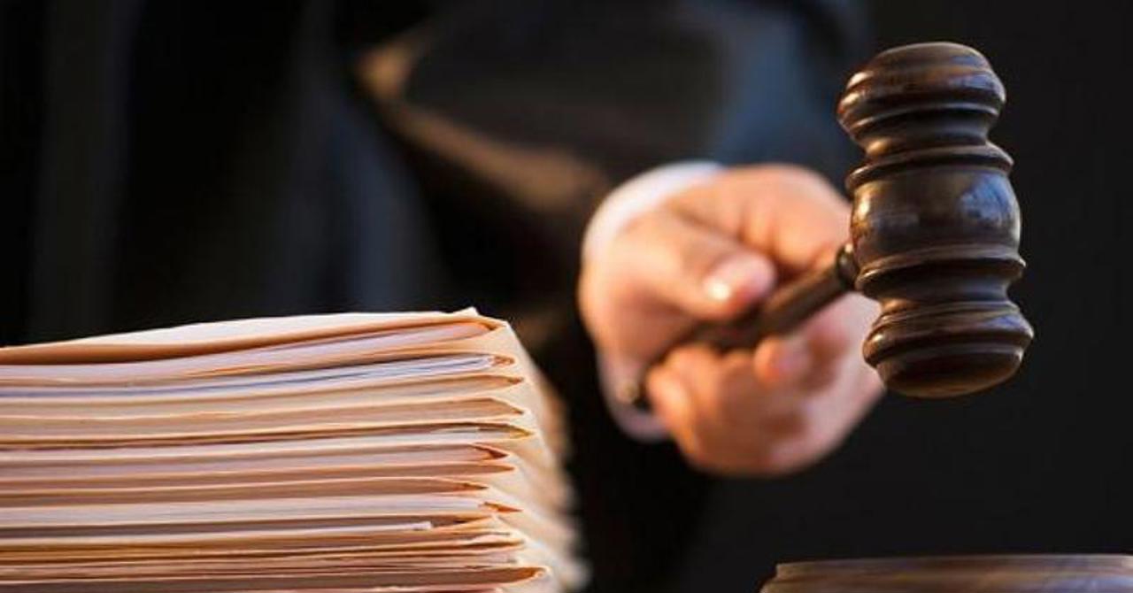 Șoferul de tir, care a încercat să scoată din țară narghilea, medicamente și anabolizante de peste 1,2 milioane lei, condamnat la închisoare