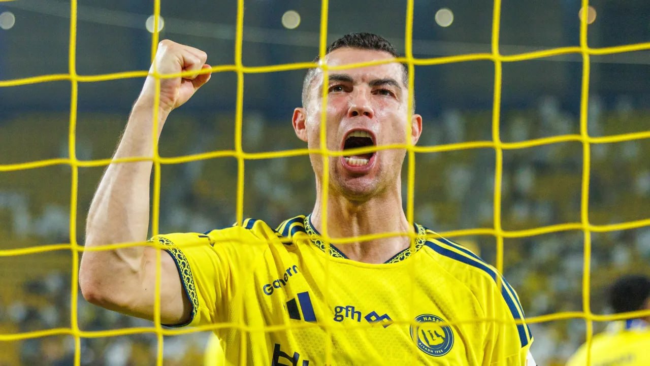 Cristiano Ronaldo continuă să scrie istorie în fotbalul mondial! La 41 de ani, portughezul a reușit un nou hat-trick, de această dată în campionatul Arabiei Saudite