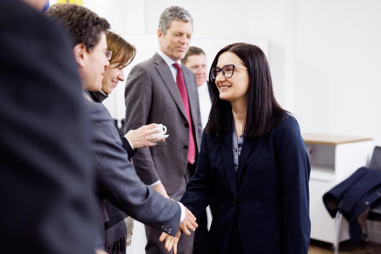 PHOTO // The Government's priorities regarding the European integration agenda, discussed by Cristina Gherasimov with the ambassadors of the EU states