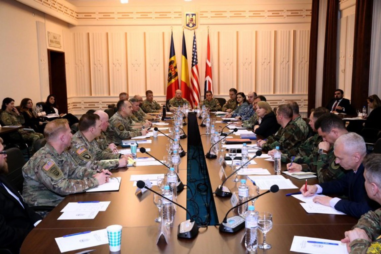 Secretarul de stat din MApN, la Reuniunea trilaterală România-SUA-Republica Moldova: Sprijinirea țării vecine este o prioritate strategică pentru România