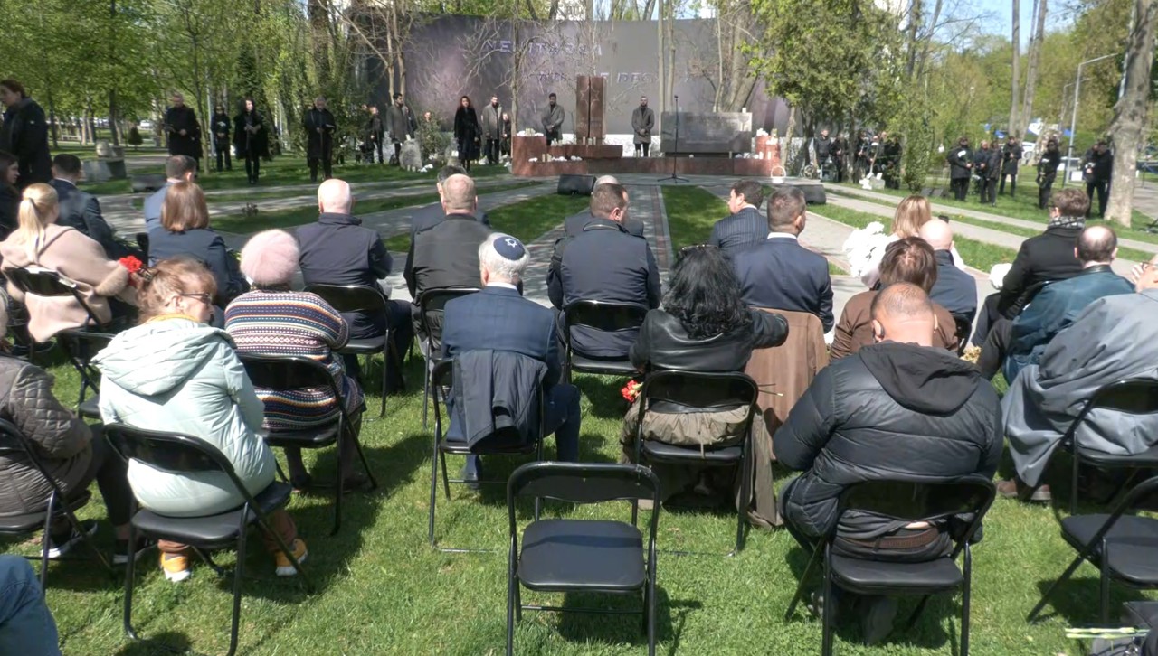 Oficiali și diplomați, reuniți la Chișinău pentru a marca 123 de ani de la pogromul împotriva evreilor: „Astăzi, antisemitismul este din nou în creștere”