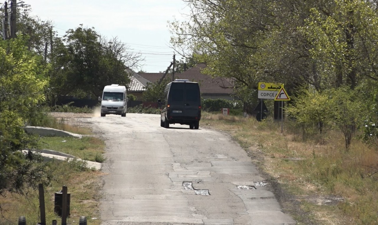 Programul „Europa este mai aproape” // Locuitorii din Copceac vor avea un drum modern 