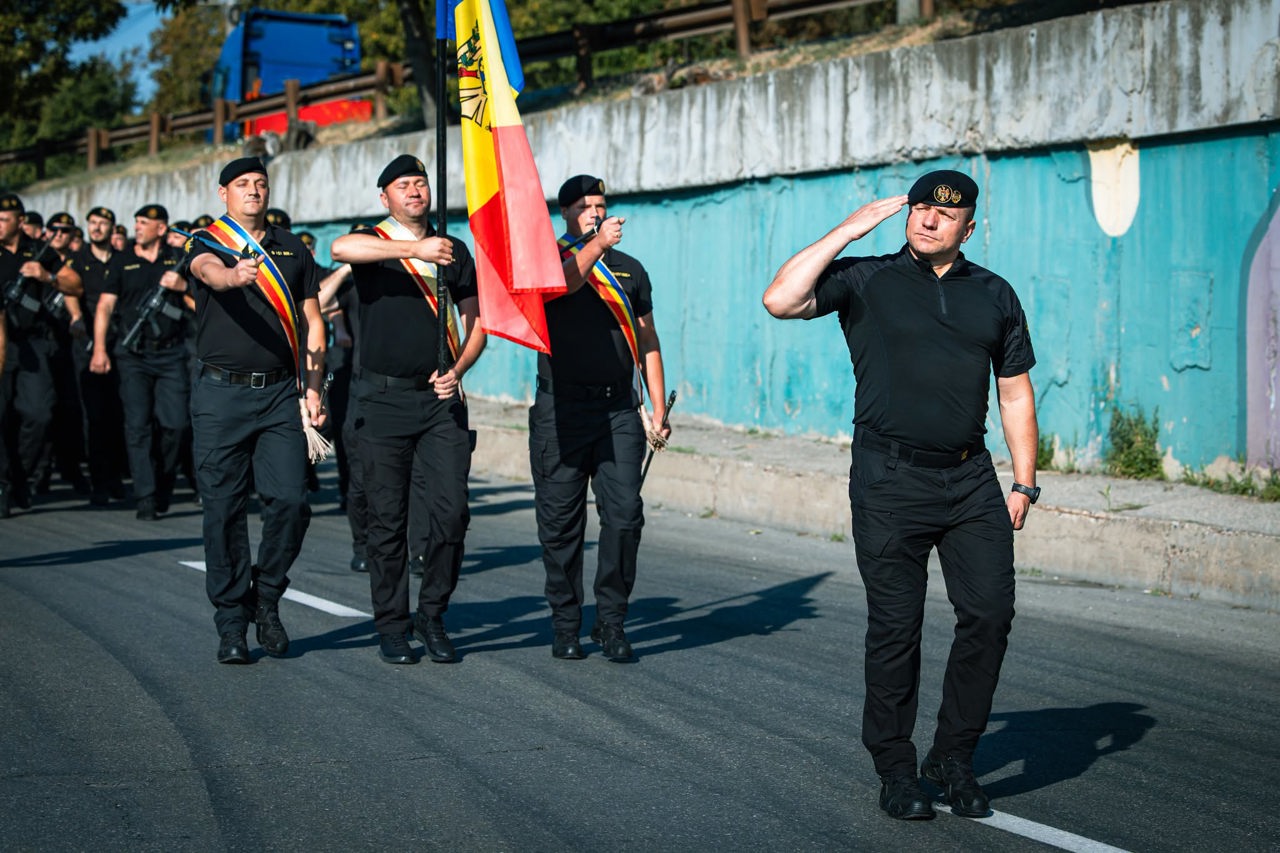 Pregătiri pentru Parada Militară de Ziua Independenței: Mai multe străzi din Chișinău, închise temporar 