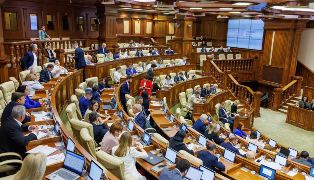 Parliament took note of the resolution of the "European Moldova" Assembly