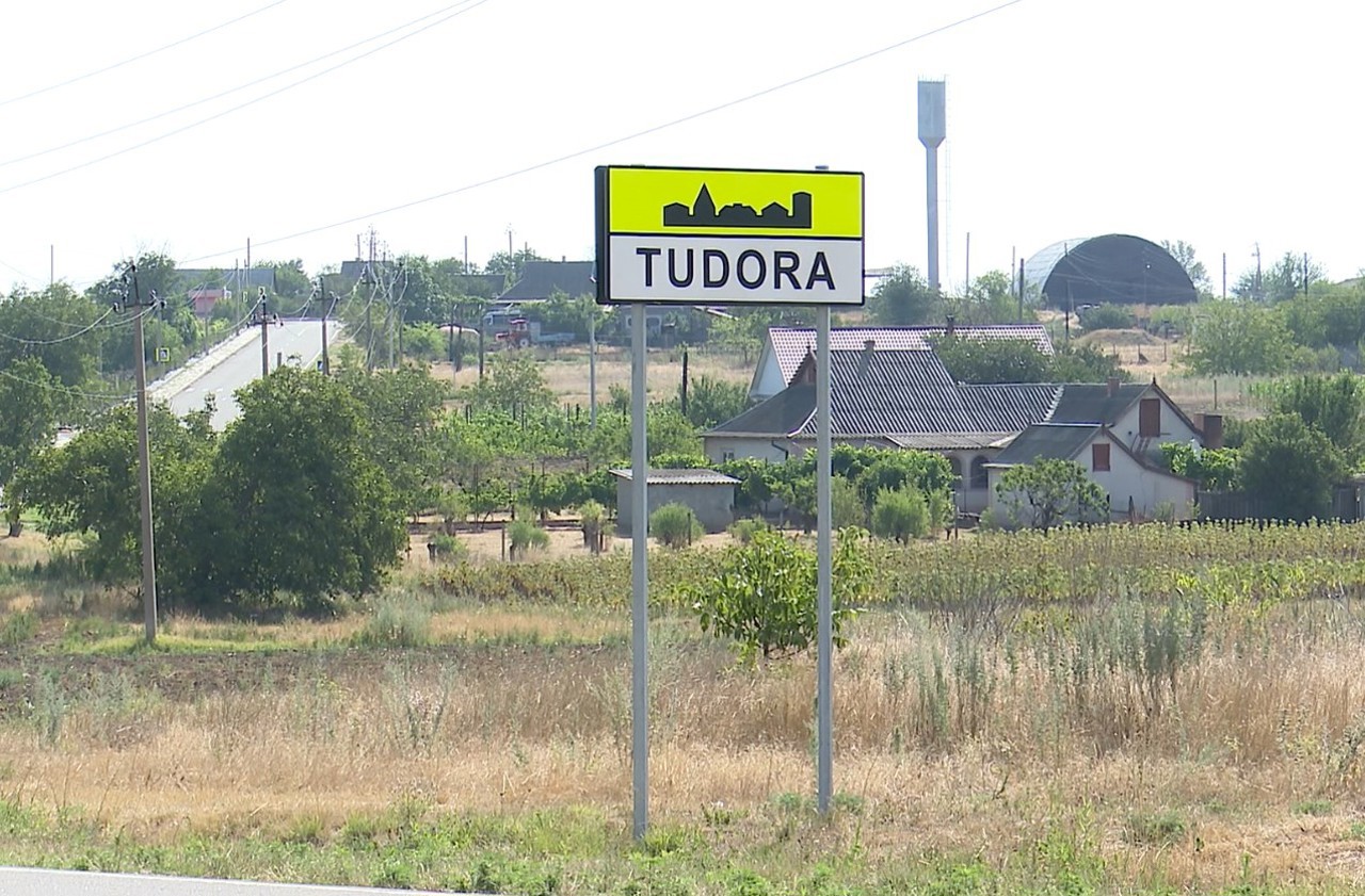 Proiectele europene prind contur în localitatea Tudora: rețeaua de apă a fost modernizată și au fost găsite soluții ecologice pentru gestionarea deșeurilor