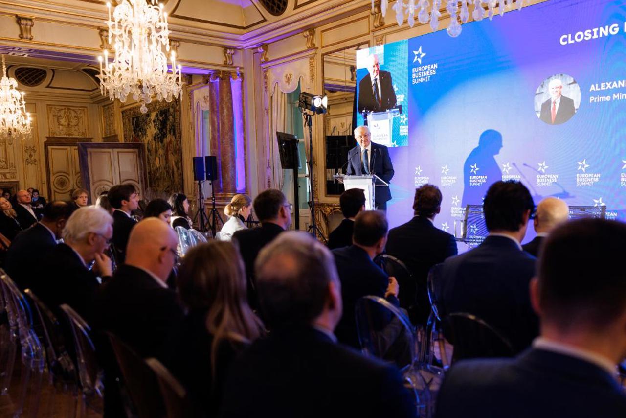 Mesajul premierului Munteanu pentru mediul de afaceri european: „R. Moldova se întoarce acolo unde îi este locul - într-un spațiu al libertății, oportunităților și dezvoltării”