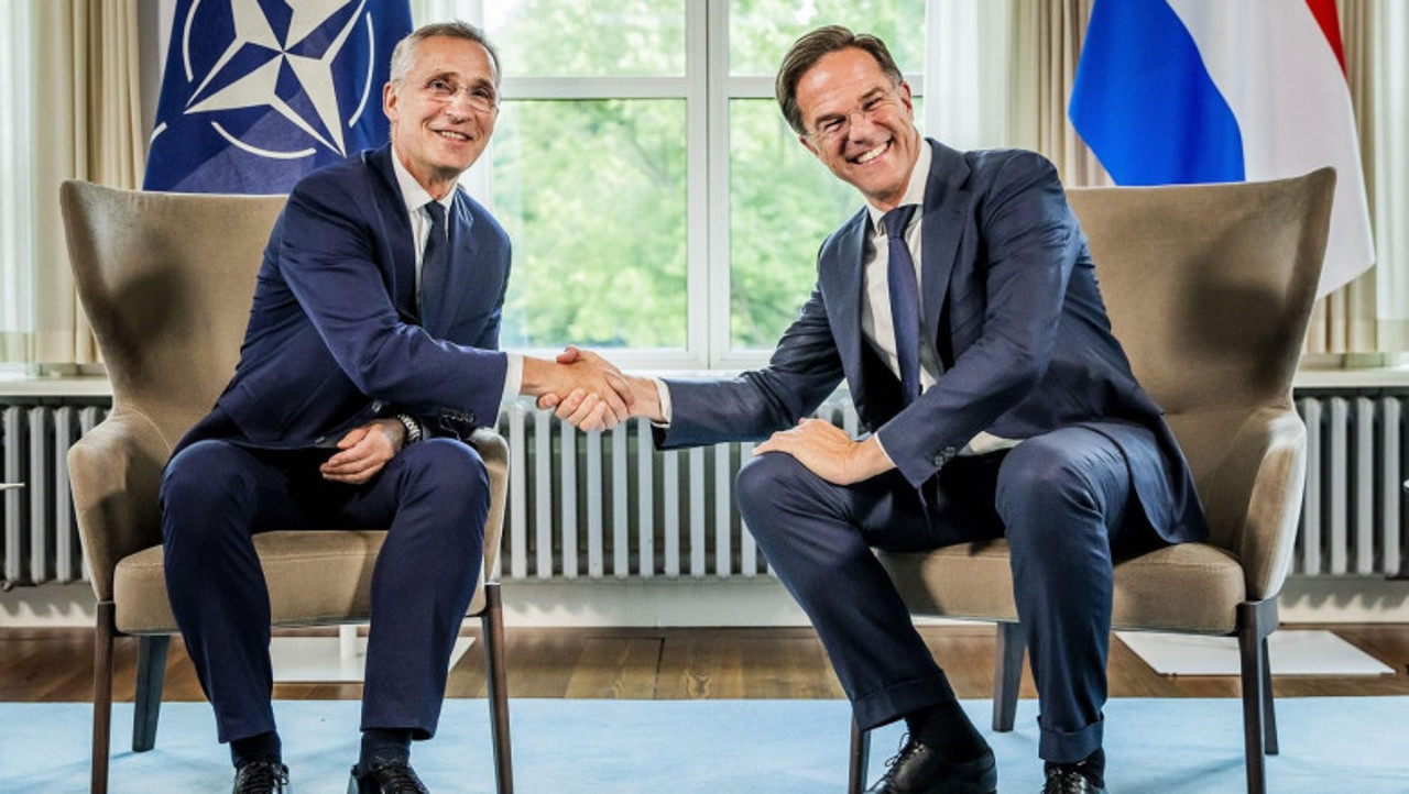 Jens Stoltenberg supports Mark Rutte for NATO leadership