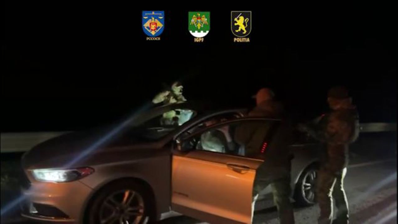 Unchi și nepoată, cercetați pentru migrație ilegală și tentativă de tâlhărie: victimele - doi cetățeni din Nepal