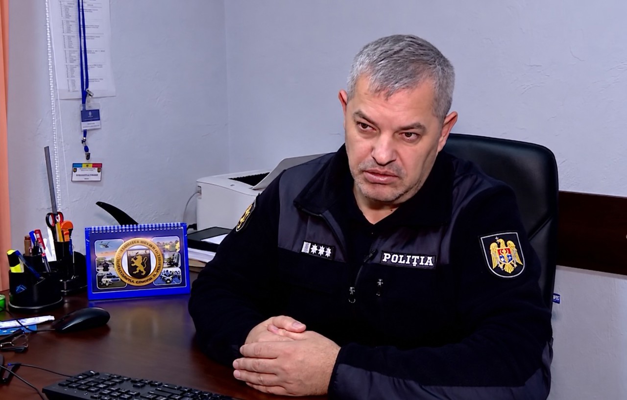 Avere nejustificată de peste 230 de mii de lei, constatată de ANI la un fost șef din poliție. ANI cere confiscarea banilor