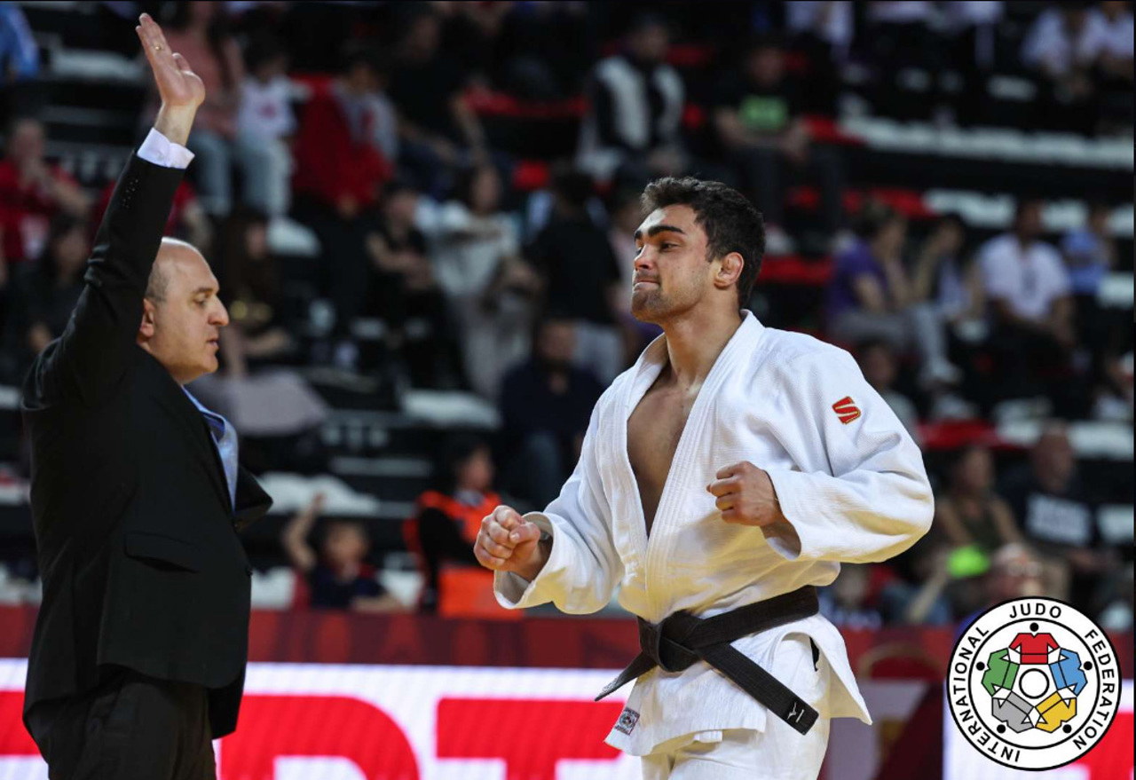 Adil Osmanov a triumfat la Grand Slam-ul din Antalya