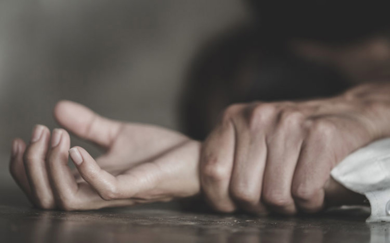 Șase bărbați, reținuți pentru exploatarea sexuală a șapte fete, inclusiv trei minore