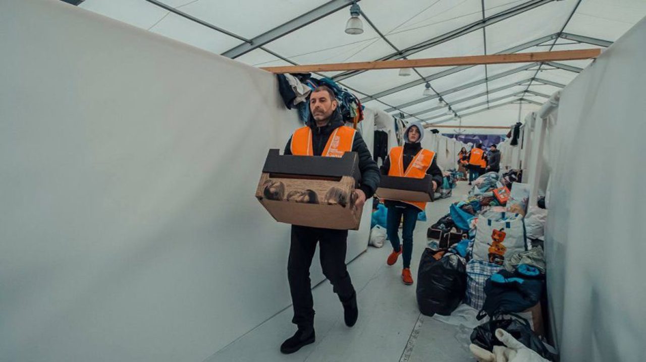 Lege nouă pentru voluntariat: acces de la 14 ani și recunoașterea oficială a competențelor