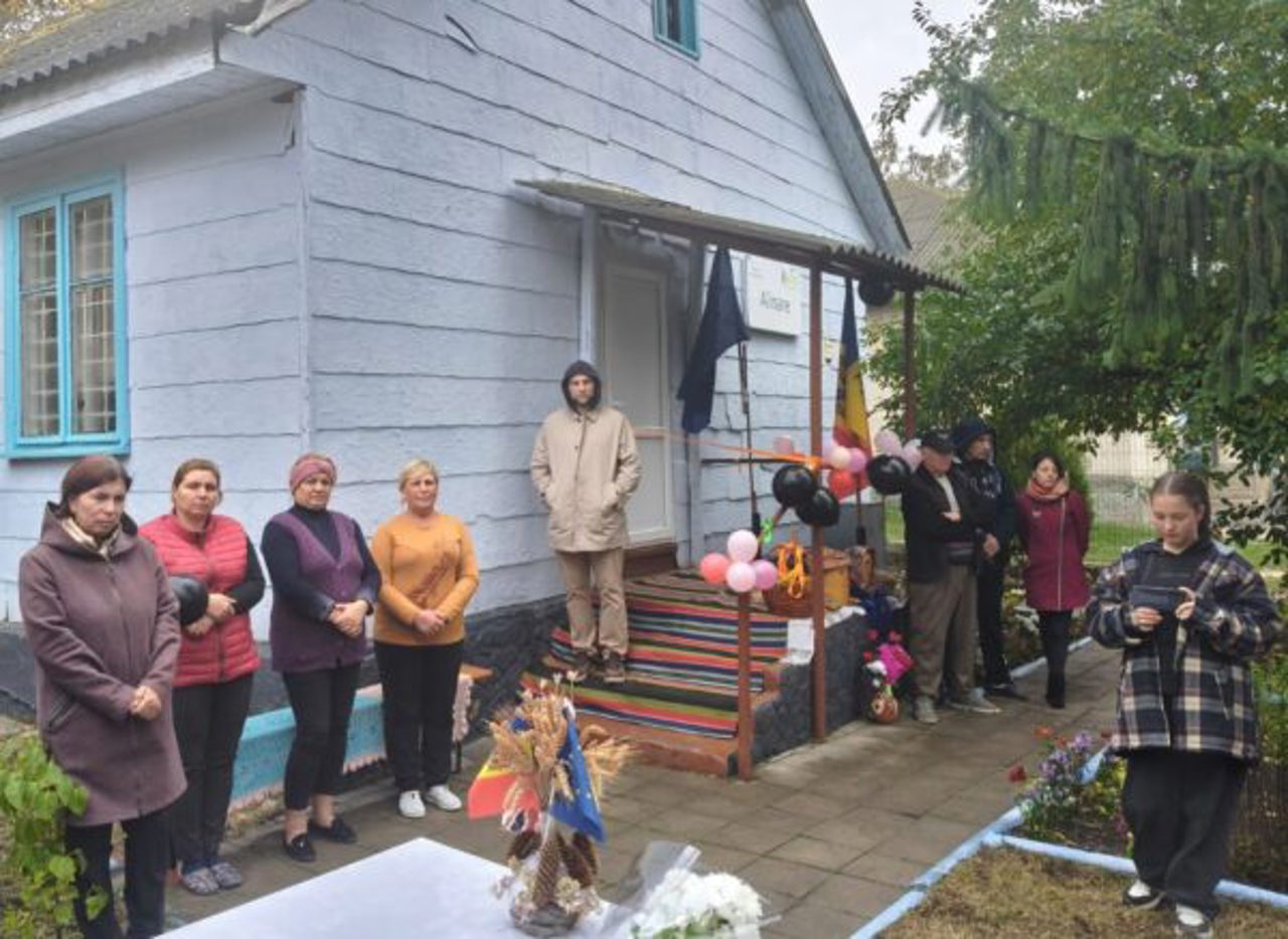 Vârstnicii dintr-o localitate din nordul țării primesc mese calde de la cantina socială