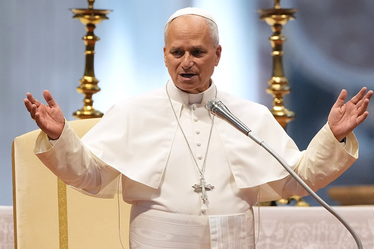 Papa Leon al XIV-lea face apel la pace după atacurile masive din Rusia și Ucraina