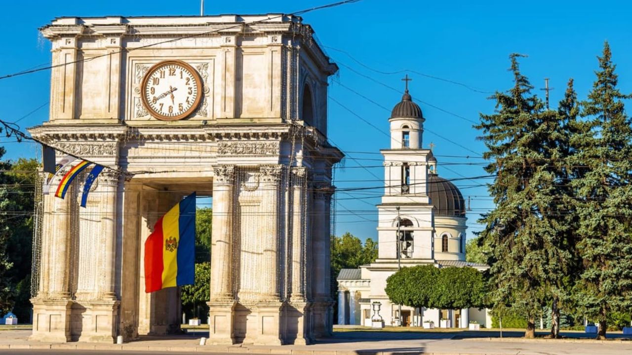  Monumentul-simbol al Chișinăului, mai aproape de restaurare. Arcul de Triumf trece în administrarea Ministerului Culturii