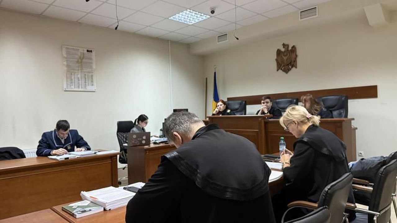 Procesul lui Plahotniuc, din nou blocat: Inculpatul este bolnav, martorii nu au fost identificați