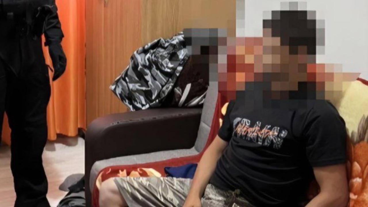 Conversațiile prin aplicații online, un pericol pentru copii. Cetățean străin, învinut în R. Moldova de pornografie infantilă 