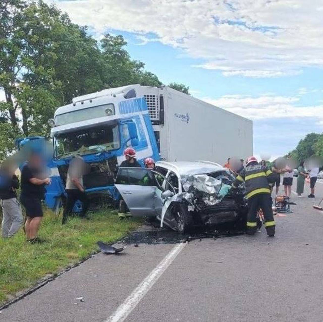 Coliziune între un automobil și un camion la Bilicenii Noi: Un șofer de 40 de ani și-a pierdut viața 