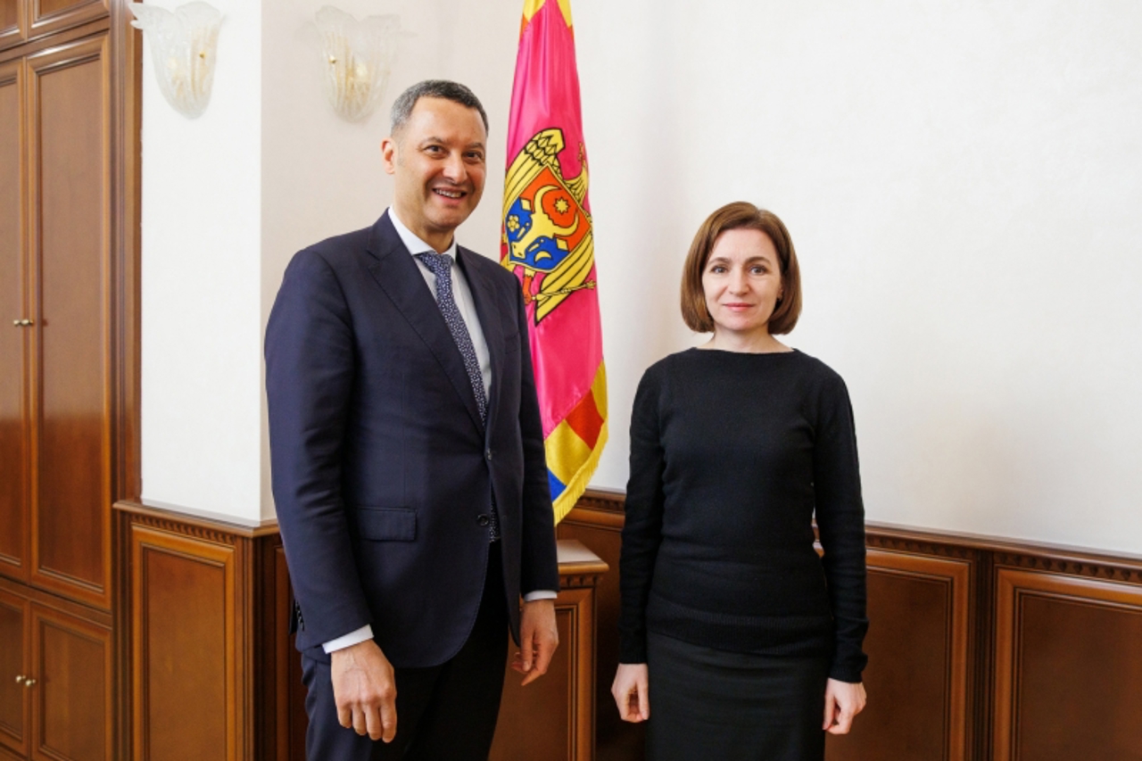 At the end of his mandate, the head of the Council of Europe Office in Chisinau, William Massolin, had a discussion with Maia Sandu