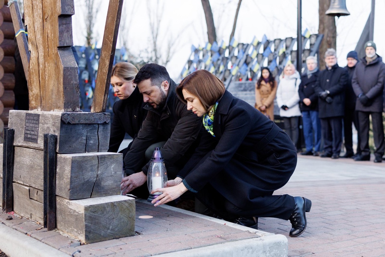 „R. Moldova rămâne alături de Ucraina” – mesajele autorităților de la Chișinău la trei ani de la invazia rusă