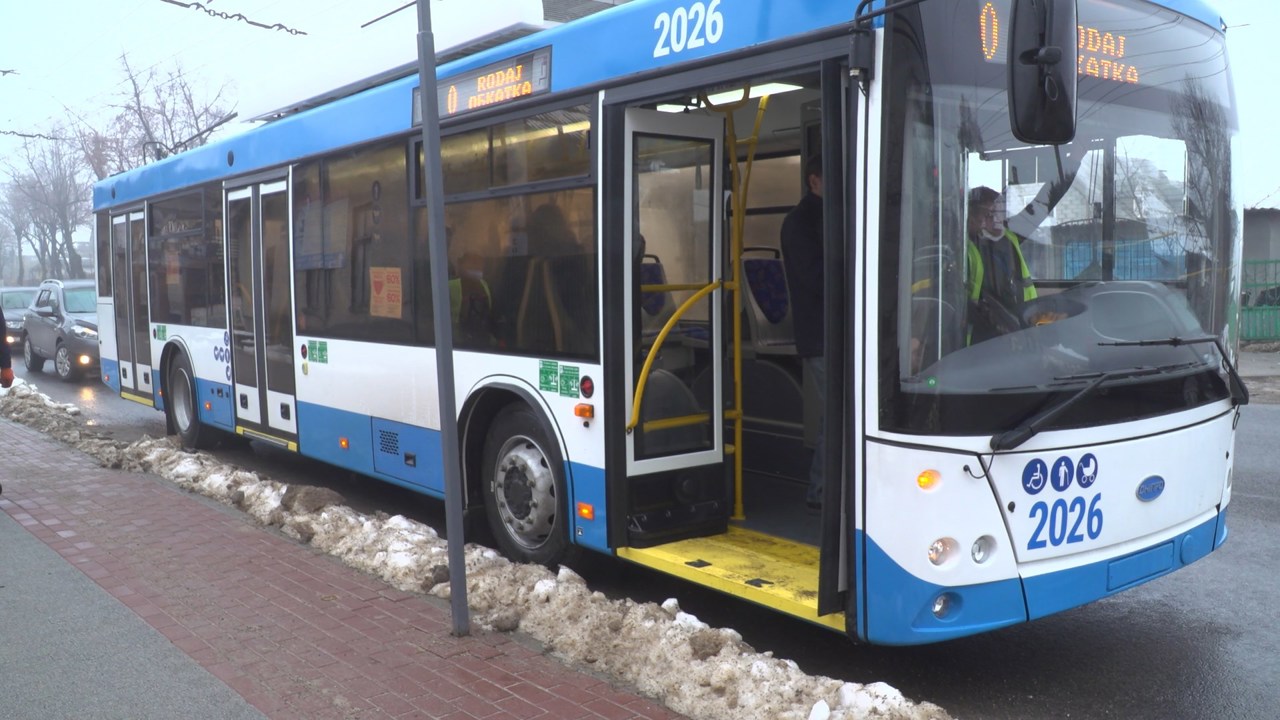 Бельцы: С 1 января проезд в троллейбусе подорожает на два лея