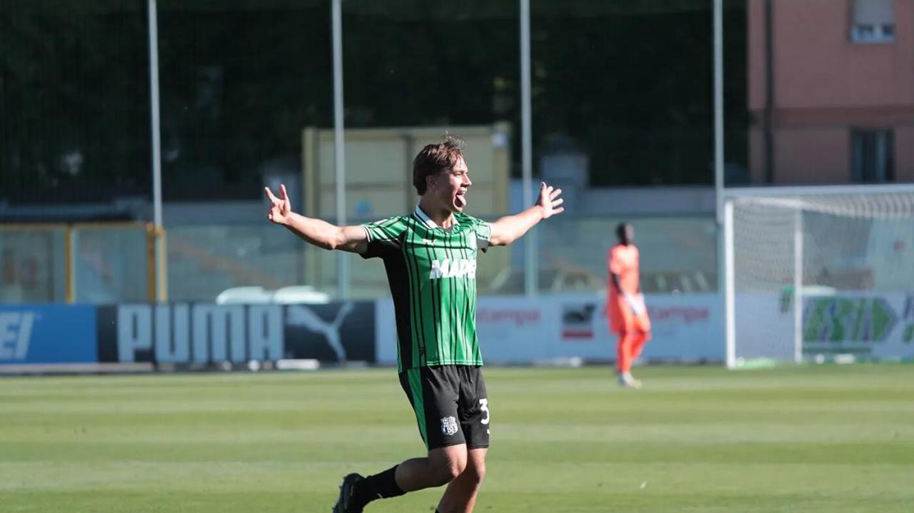 Iustin Cornescu strălucește la echipa de juniori a clubului Sassuolo Calcio