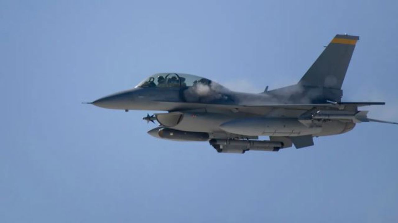 Premieră peste Prut: Dronă doborâtă în spațiul aerian românesc de un pilot F16