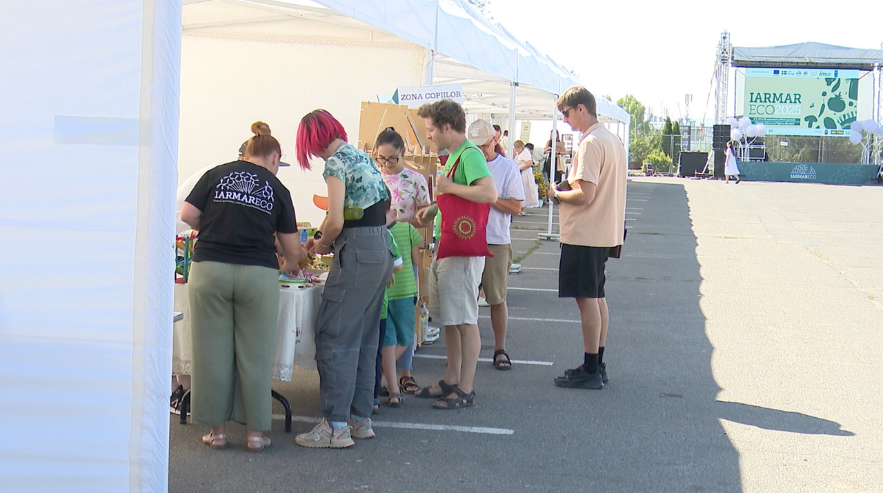Organic fair held in Chisinau