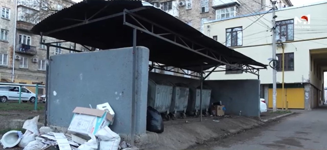 Moldova’s second-largest city faces trash shutdown over municipal debt