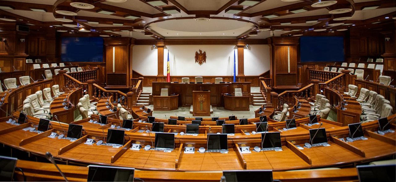 Key role of electoral thresholds in Moldova's pro-Russian vs pro-European vote