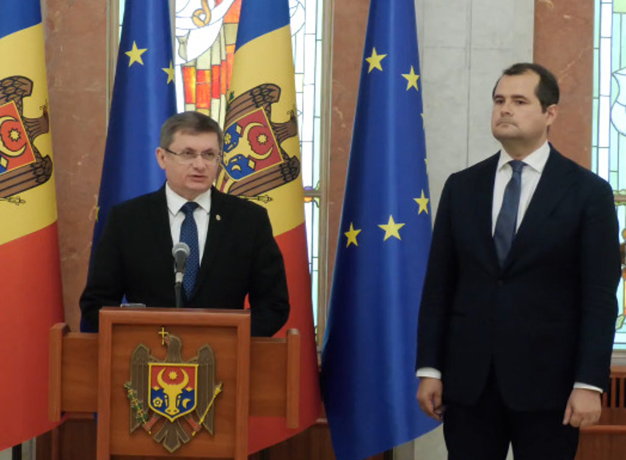 Restabilirea încrederii, creștere economică și deschiderea tuturor clusterelor de aderare: Grosu anunță obiectivele Guvernului Tofan