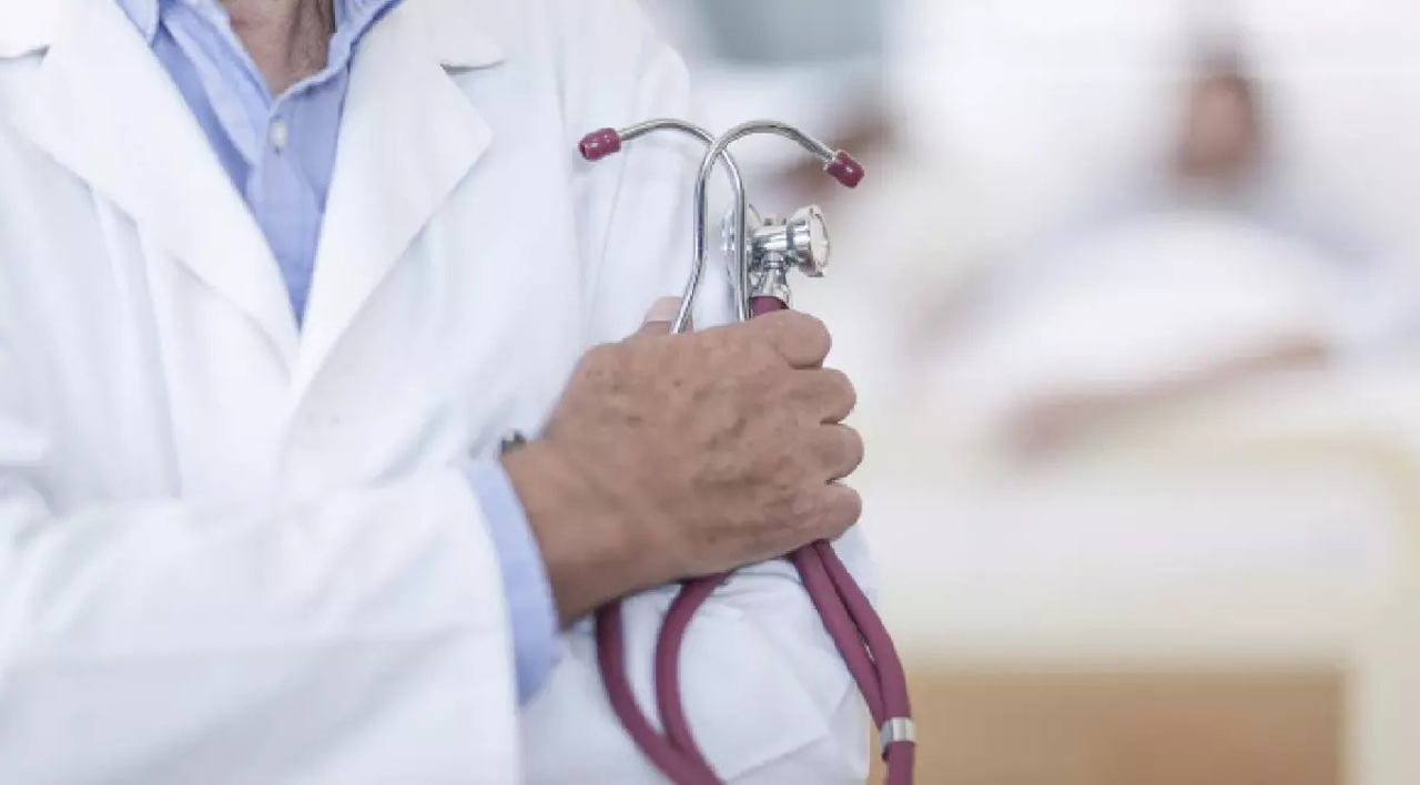 Caravana de Sănătate din România a ajuns în satele din R. Moldova. Medicii români vor consulta oamenii din mai multe localități