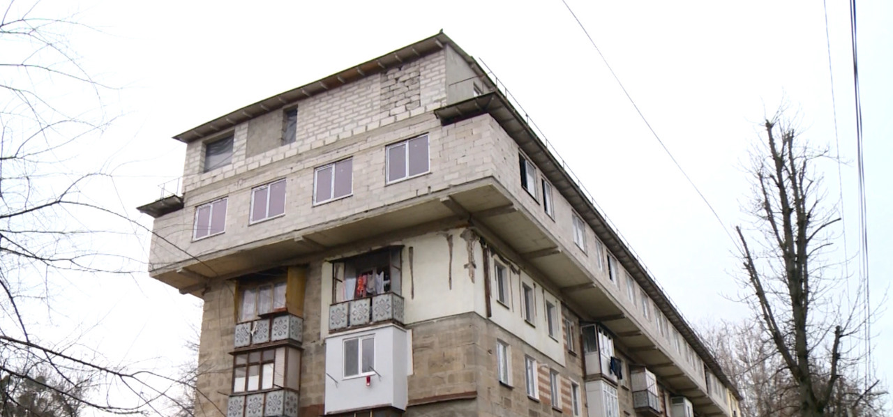 Construcție controversată la Botanica: autoritățile muncipale și dezvoltatorul tac