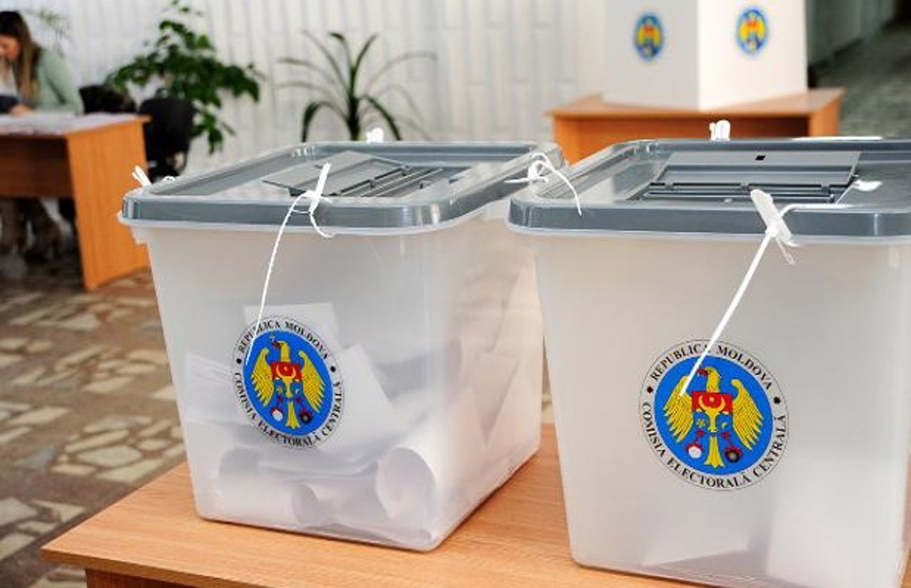 Procesul electoral decurge fără incidente majore. CEC: Cea mai activă prezență la urne, înregistrată la Rezina