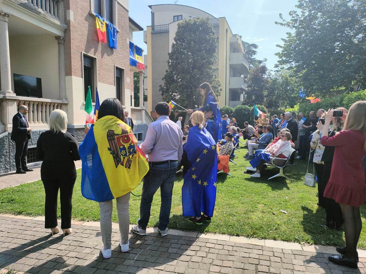The National Assembly in Padua. Over 250 Moldovans gathered at the Consulate of the Republic of Moldova in Padua