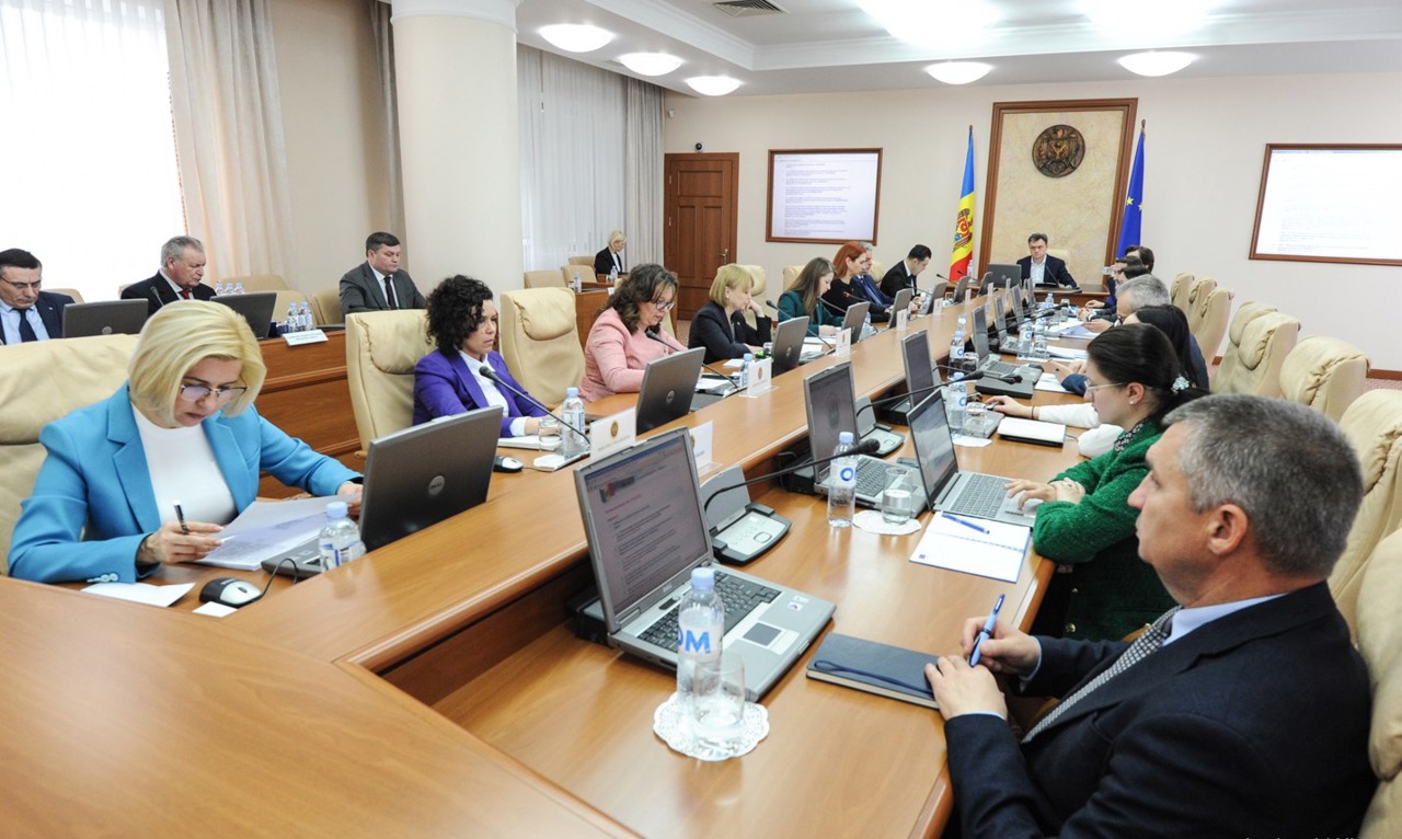 LIVE Ședința Guvernului. Miniștrii vor examina proiectul de lege pentru denunțarea unor acorduri privind crearea și activitatea „MIR”