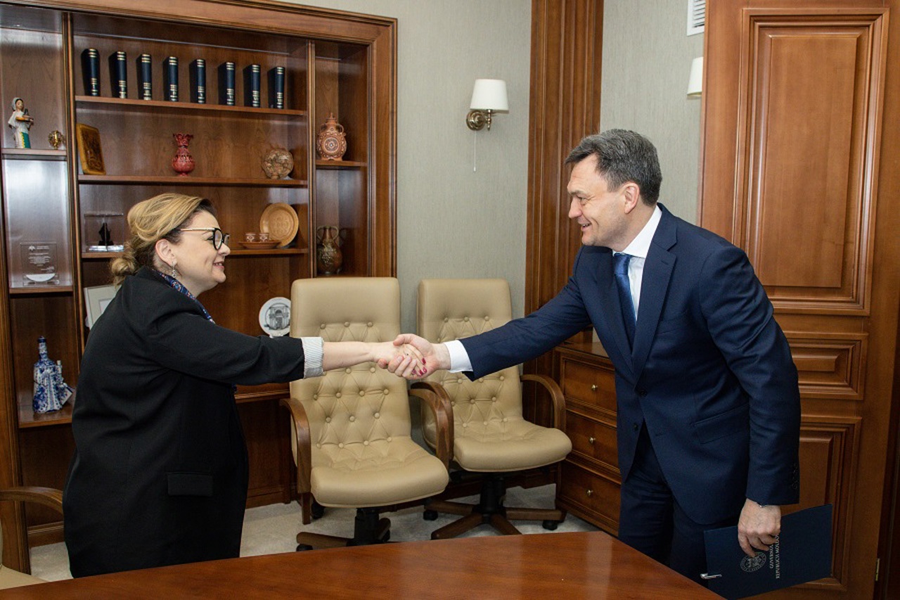 The country program of the UN Population Fund, discussed by Dorin Recean with the resident representative of UNFPA Moldova, Nigina Abaszada