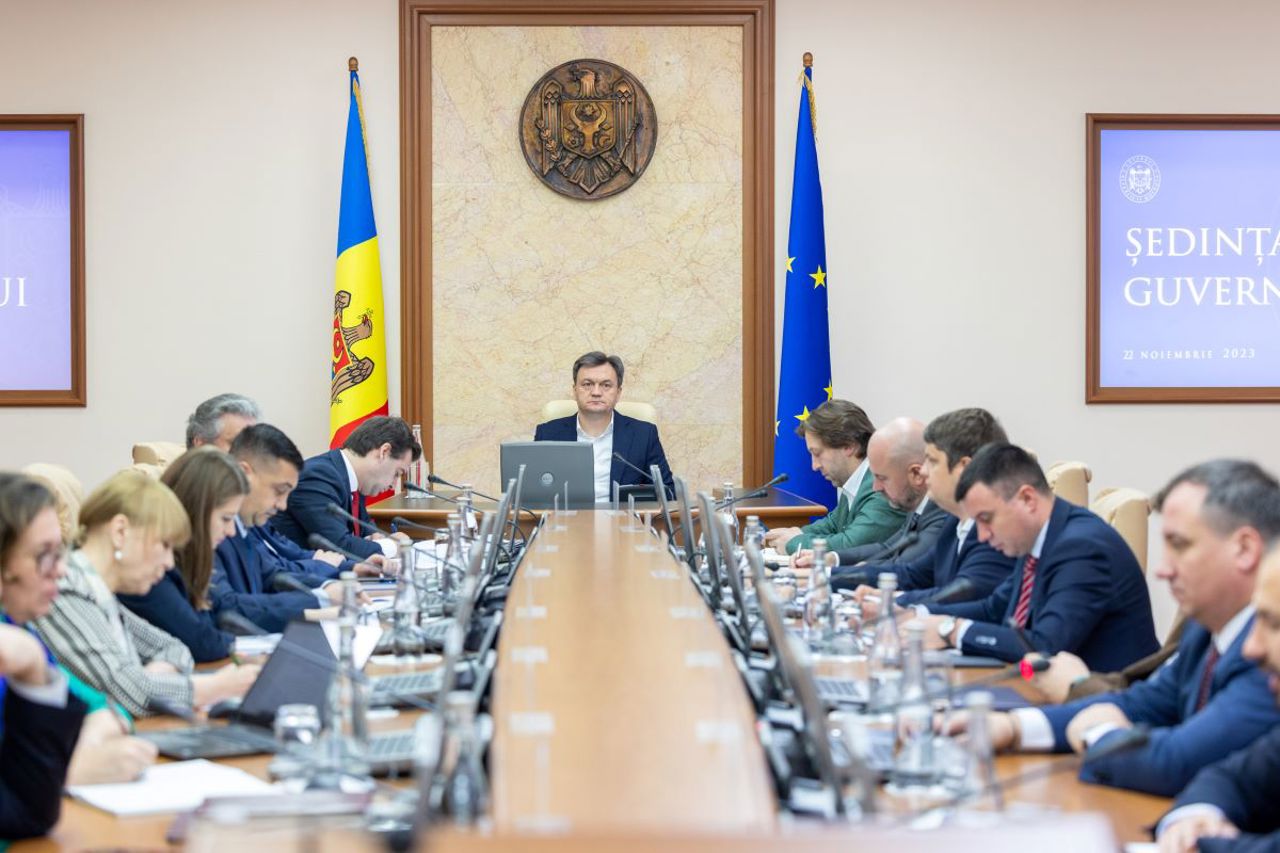 LIVE // Ședința Guvernului Republicii Moldova. Dorin Recean cere demisia conducerii Agenției Achiziții Publice 