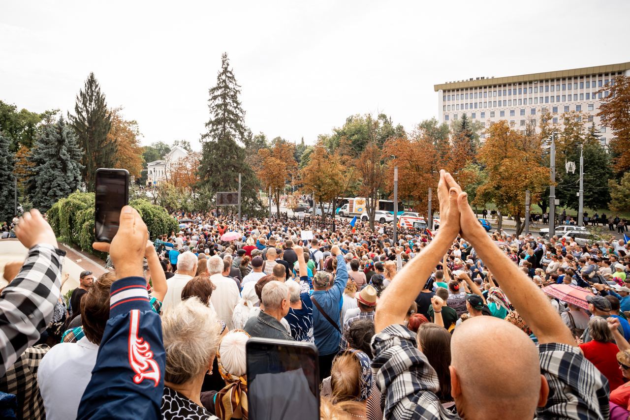 Condamnare definitivă pentru liderul „Șor” de la Ocnița, în aceeași zi cu trimiterea în judecată a altui activist din Hâncești
