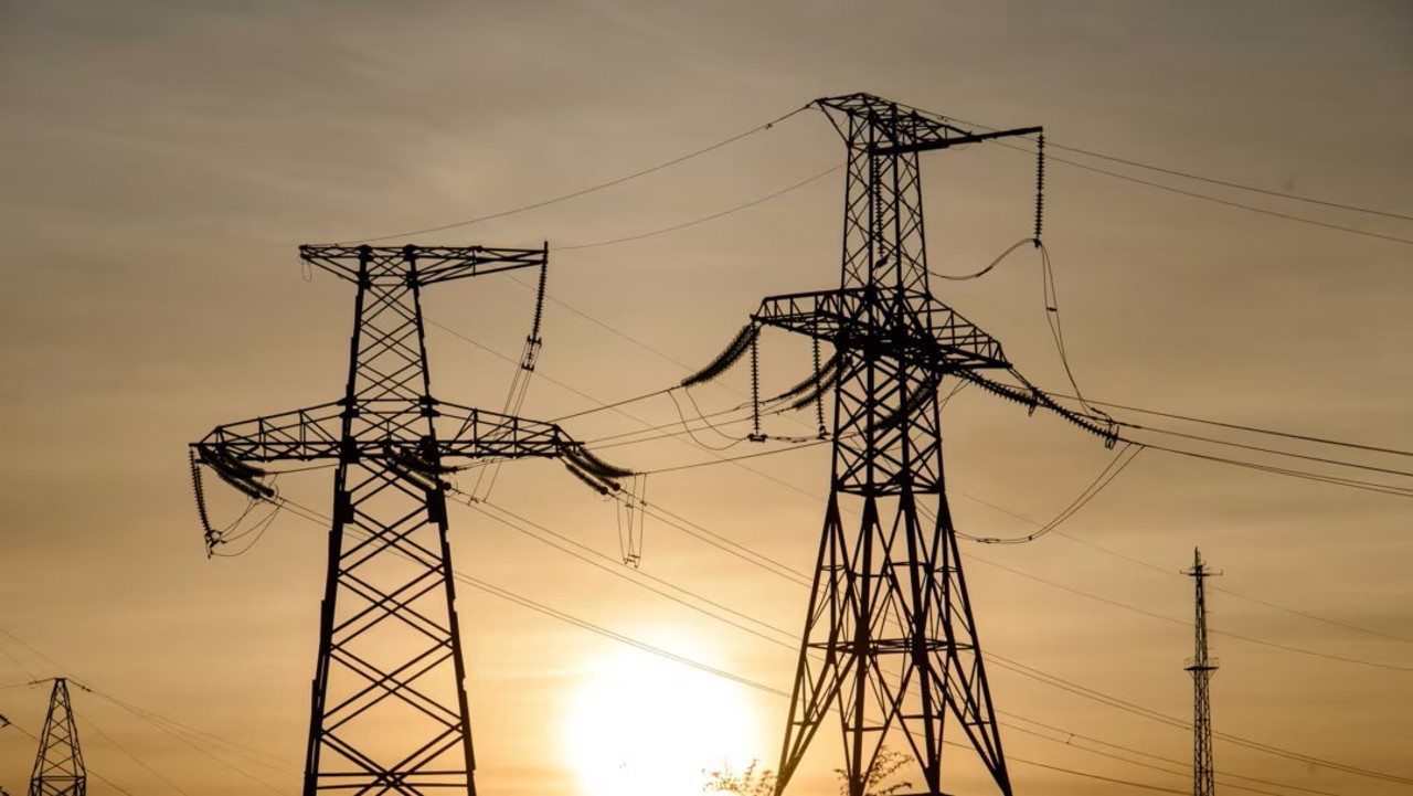 Sistemul electroenergetic național a revenit la parametri normali după avariile din rețeaua de 400 kV