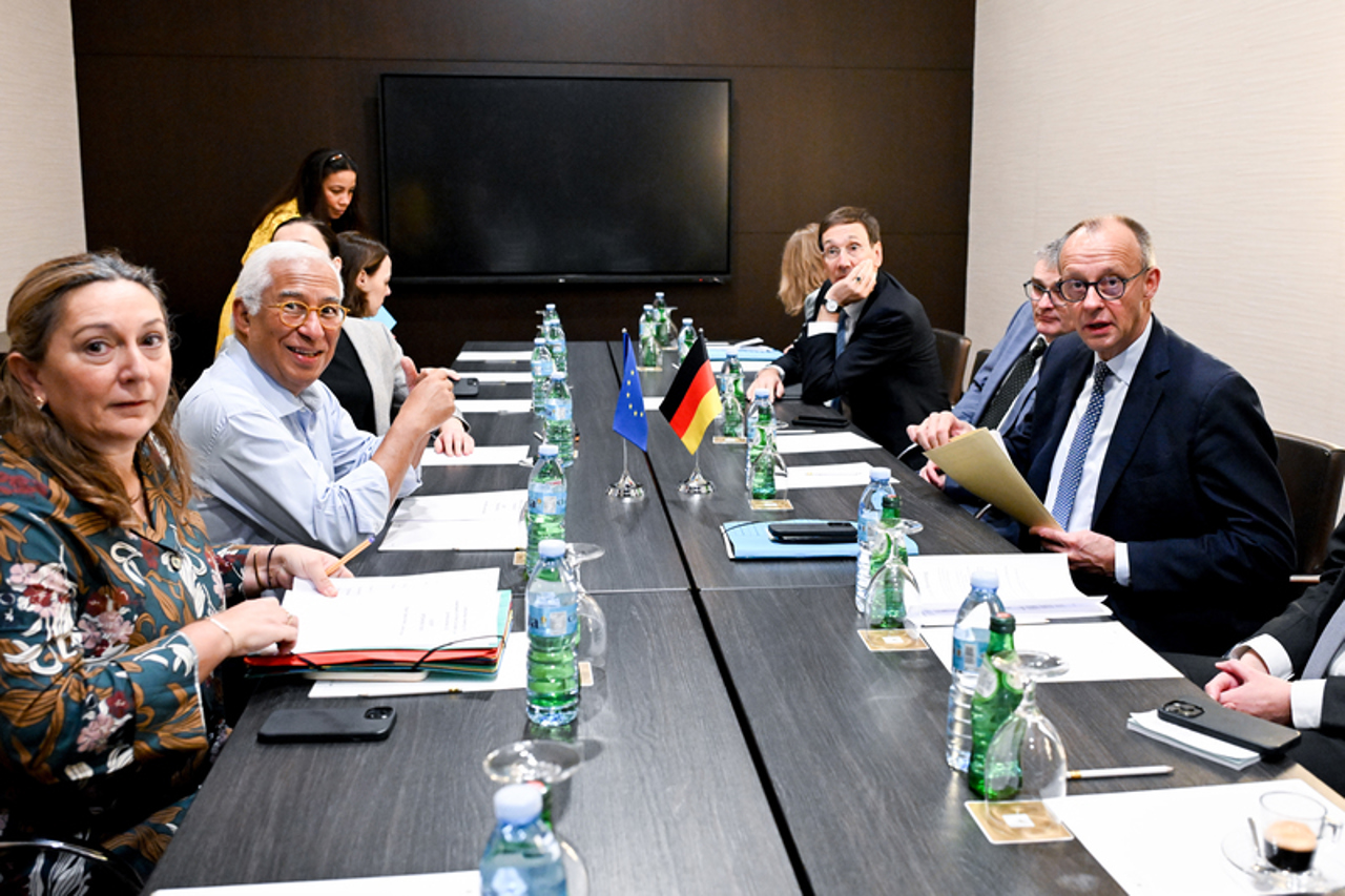 Liderii UE salută „noul impuls” în negocierile de pace pentru Ucraina