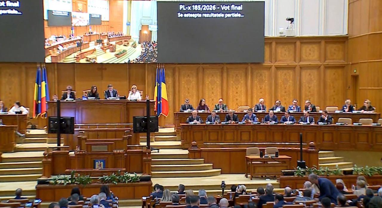 Parlamentul României aprobă bugetul, în pofida tensiunilor din coaliție