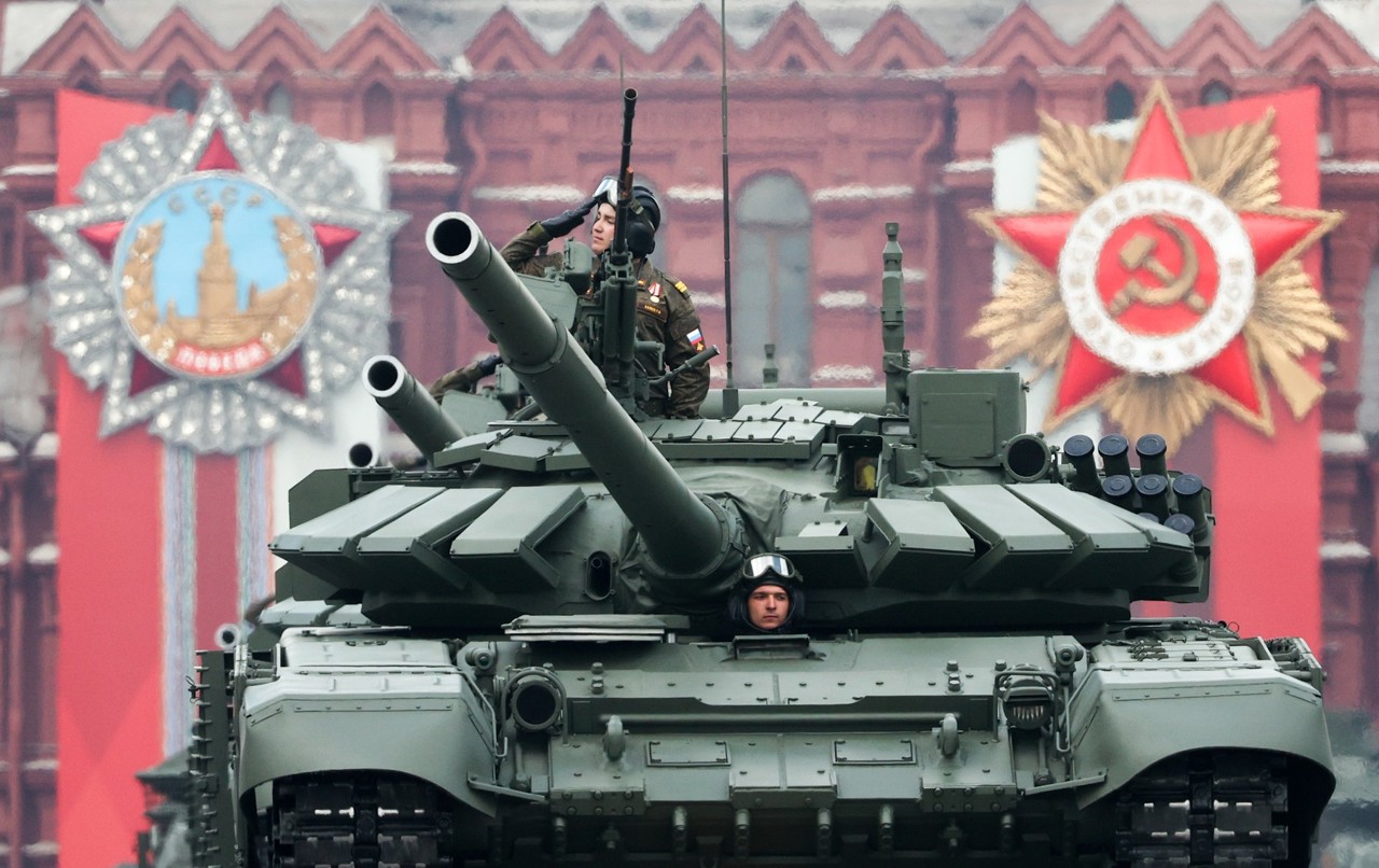 Russian war economy near stagnation as key production plunges