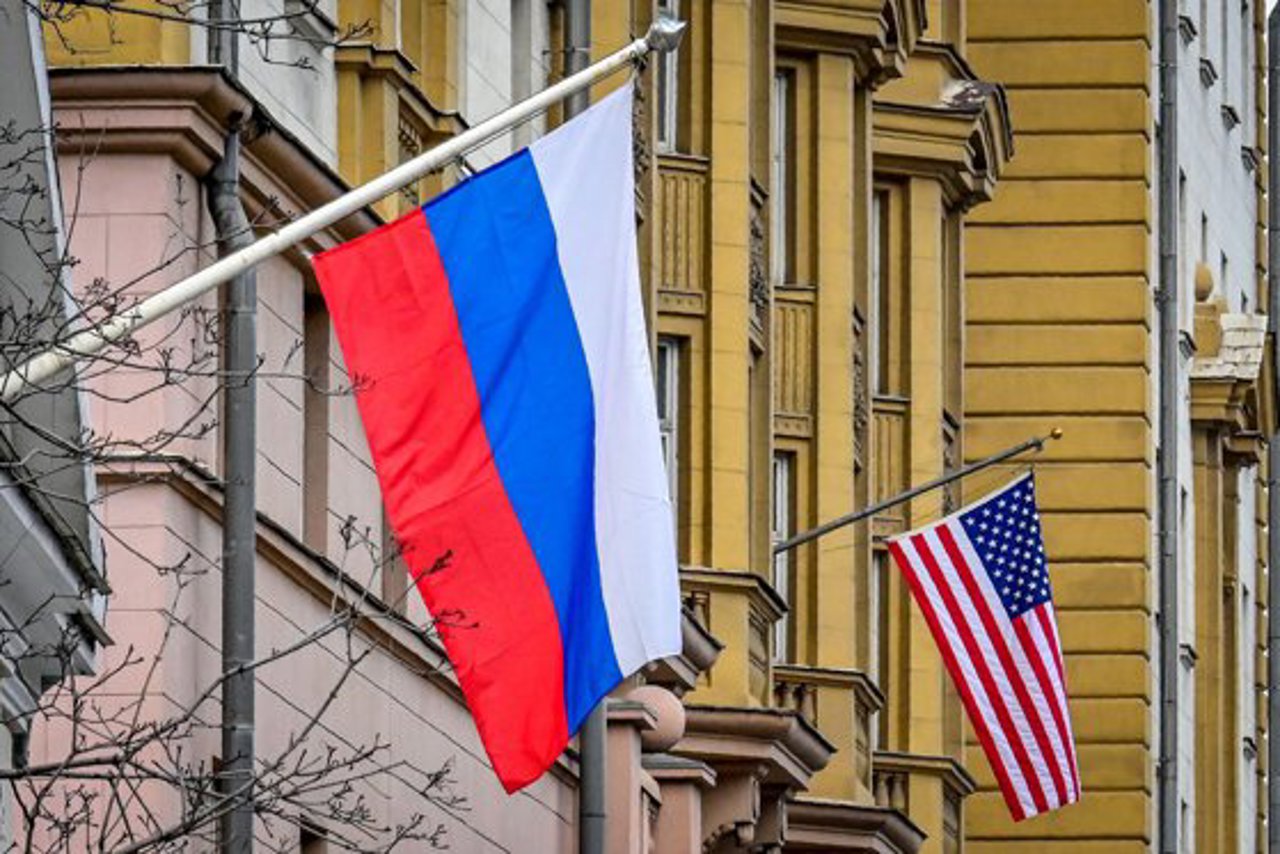 US expels two Russian diplomats in response to Moscow's move