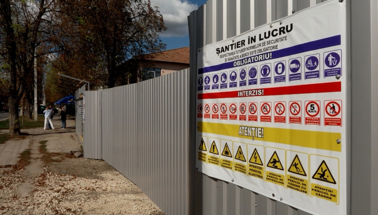 „Ne afectează locuințele”: Locuitori din capitală, nemulțumiți de construcția unui bloc cu nouă etaje