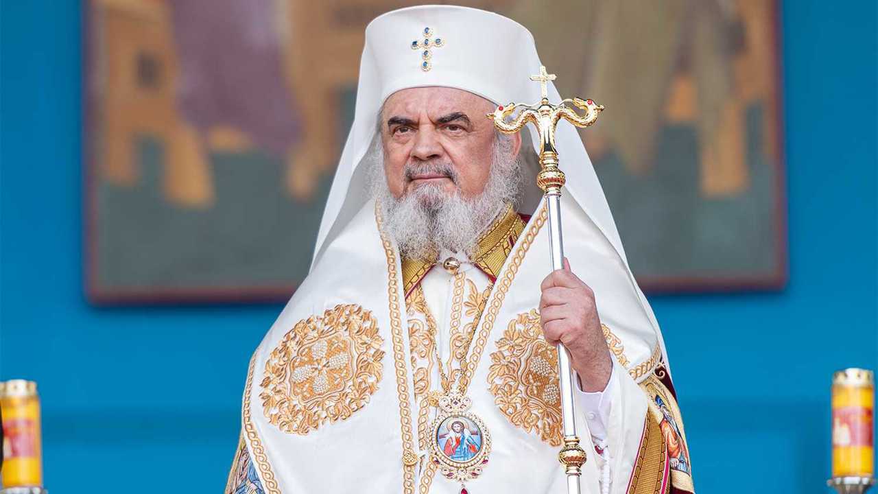 Patriarhul Daniel: Vă adresăm tuturor părintești binecuvântări, doriri de sănătate și mântuire, pace și bucurie