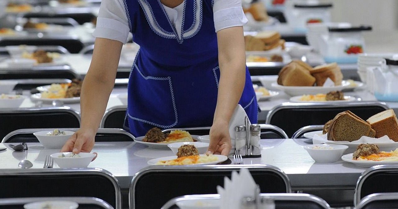 Dotări moderne pentru elevii din Chișinău: circa 58 de milioane de lei investiți în echipamente și mobilier pentru cantinele școlare